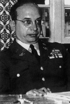 罗斯威尔 第一季,神秘外星人的校园奇遇